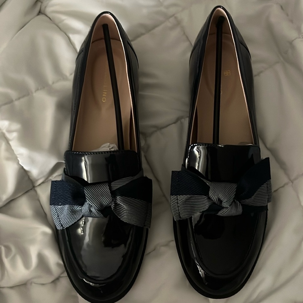 Bandolino Lindio Loafers